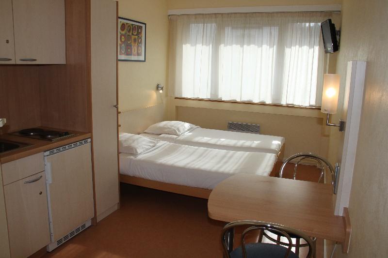 Ibis Styles Centre Republique 3*